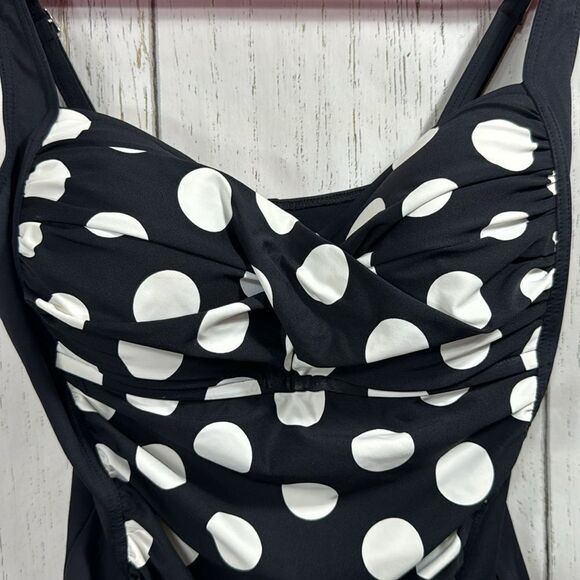 La Blanca Black White Polka Dot One Piece Swimsuit Ruched Retro Style Beach - Picture 6 of 16